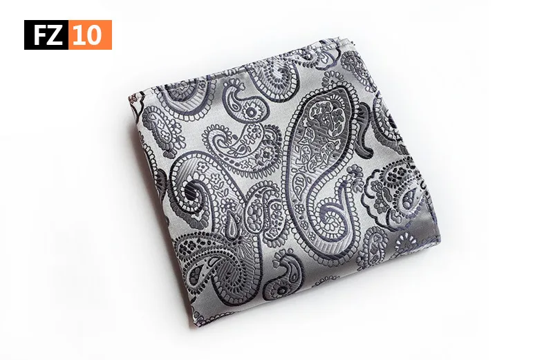 serviette motif paisley gris noir