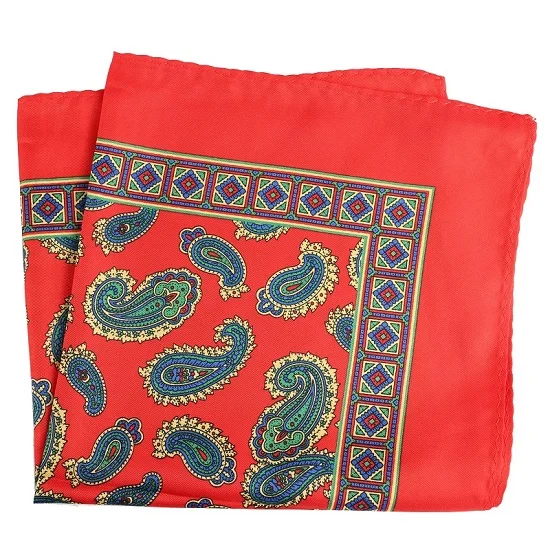 mouchoir motif paisley rouge