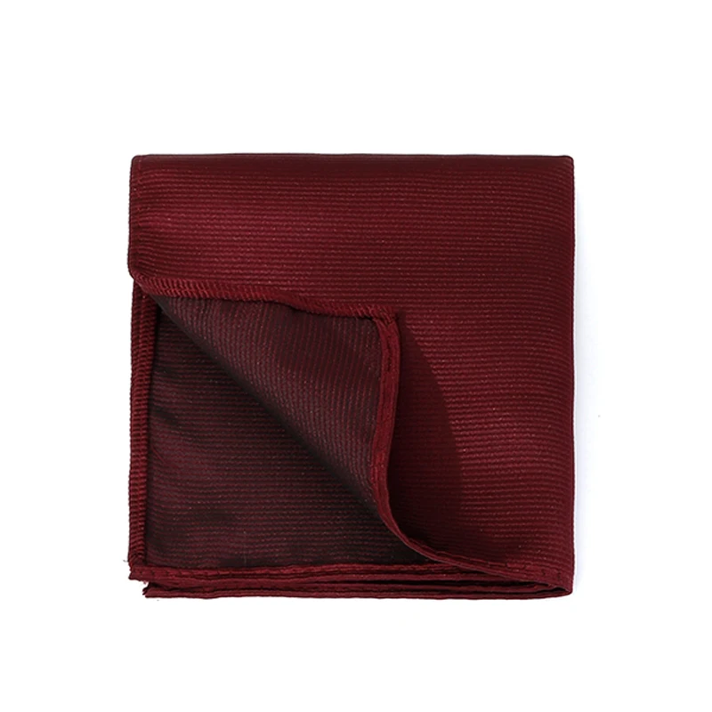 serviette bordeaux élégante